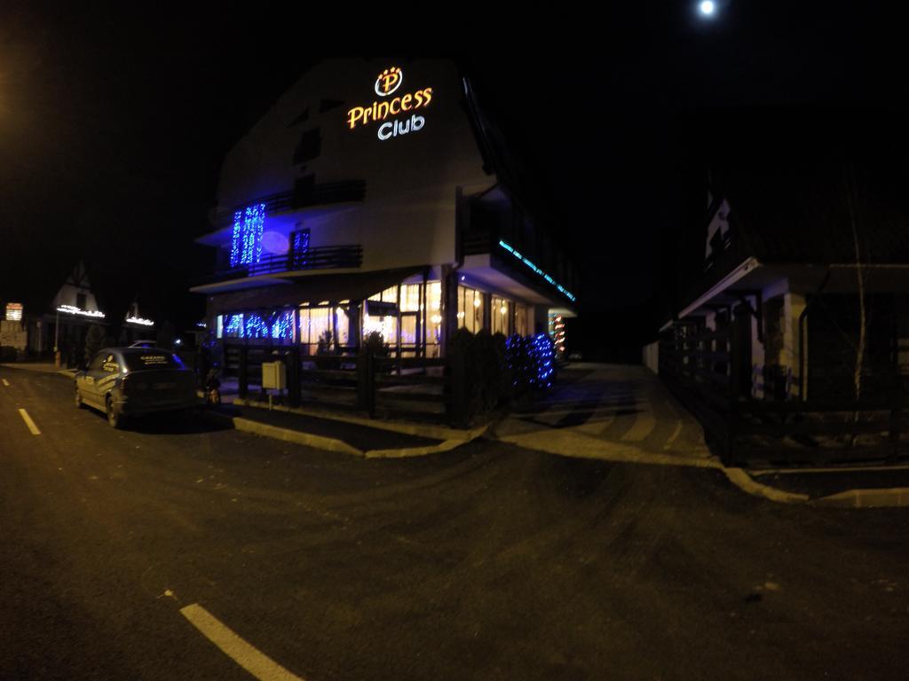 Princess Butique Poiana Brasov Εξωτερικό φωτογραφία